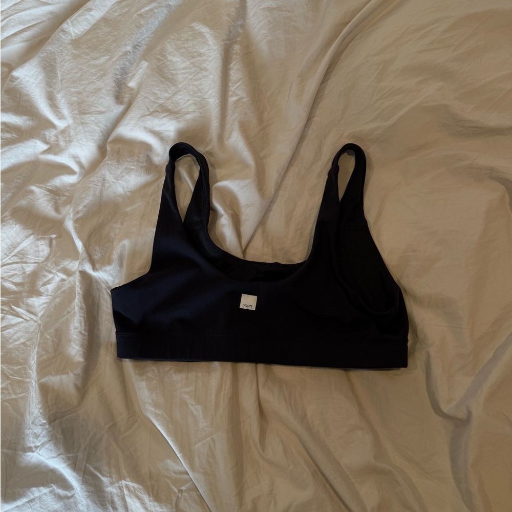 Vuori Workout Bra - Picture 2 of 3